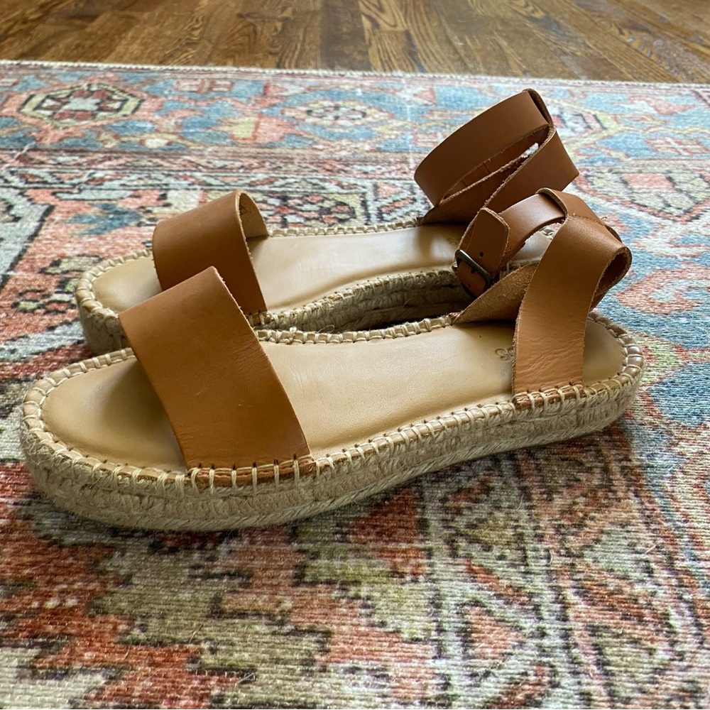 Soludos Flat Cadiz Sandals